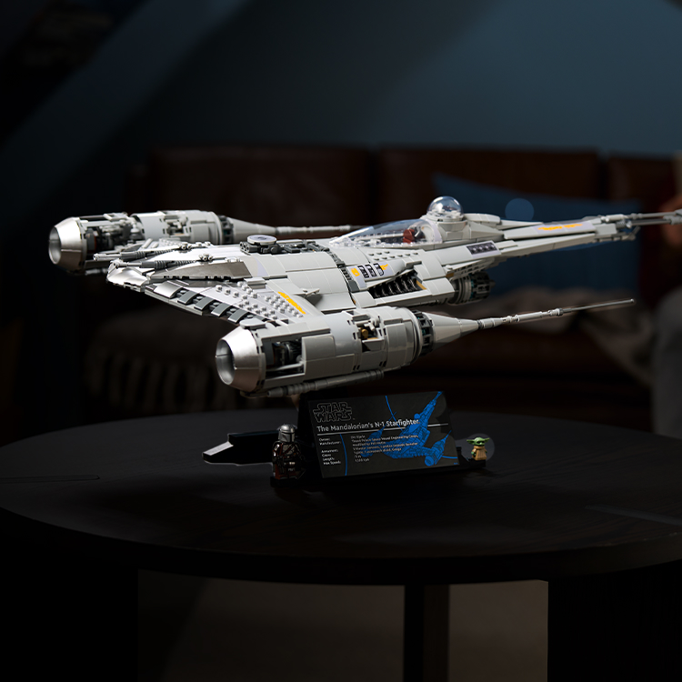 The Mandalorian's N-1 Starfighter™ 75442 | Star Wars™ | Buy online