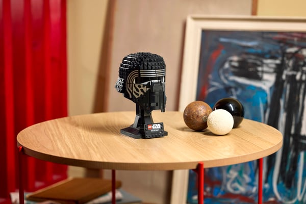 LEGO 75415 Le casque de Kylo Ren™ — visuel 7 sur 8