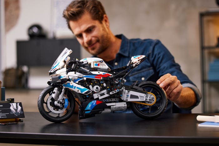 Why motorcycle fans will love the new LEGO® Technic™ Yamaha MT-10 SP