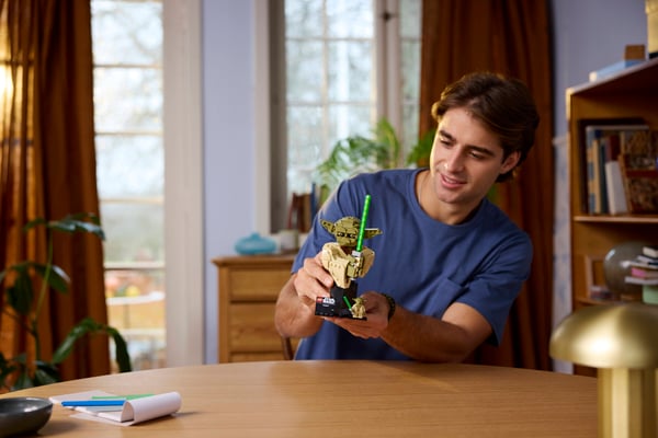 LEGO 75438 Le buste de Yoda™ — visuel 8 sur 8
