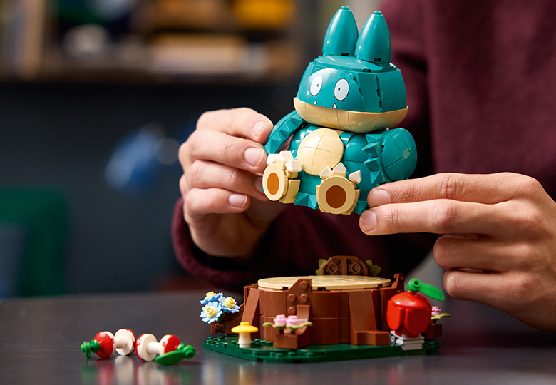 【速達付き@5600】ミニマカロン(エレイン×ミニマレッドエッジ) Munchlax 72150 | Pokémon | Buy online at the Official LEGO® Shop US