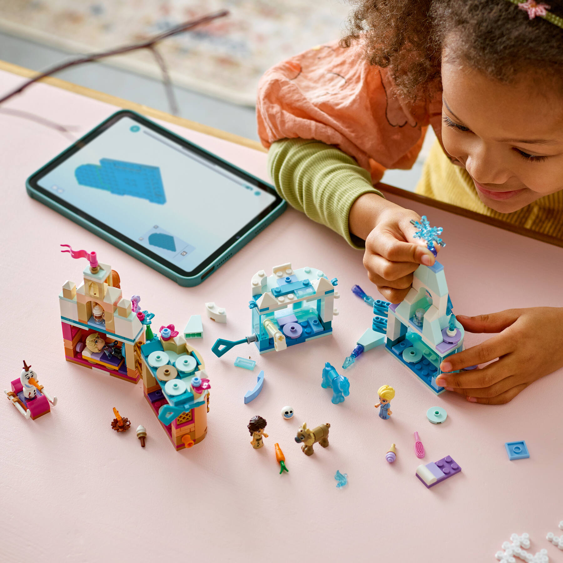 Mini Arendelle Castle & Elsa's Ice Palace 43278 | Disney™ | Buy