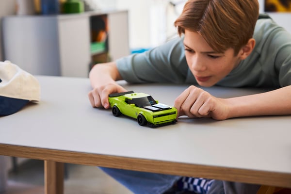 LEGO 77237 Voiture de sport Dodge Challenger SRT Hellcat — visuel 7 sur 8