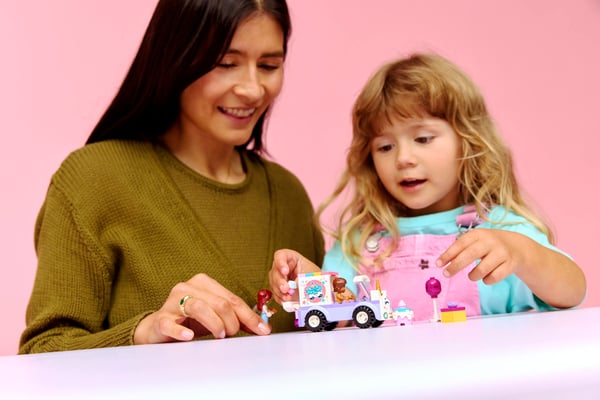 LEGO 42675 La voiture licorne — visuel 6 sur 8