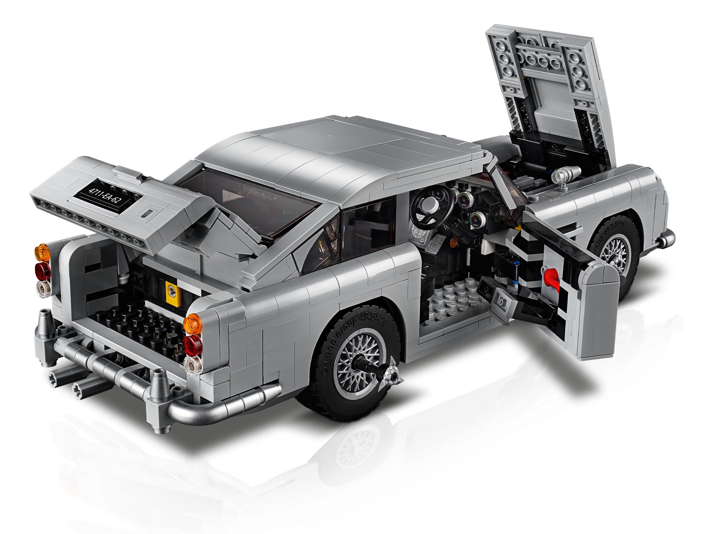 James Bond™ Aston Martin DB5 10262 | Creator | Buy online at the Official LEGO® Shop US