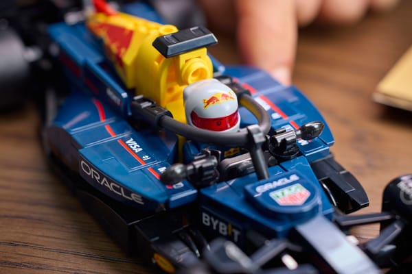 Oracle Red Bull Racing RB20 F1® Race Car - Image 10