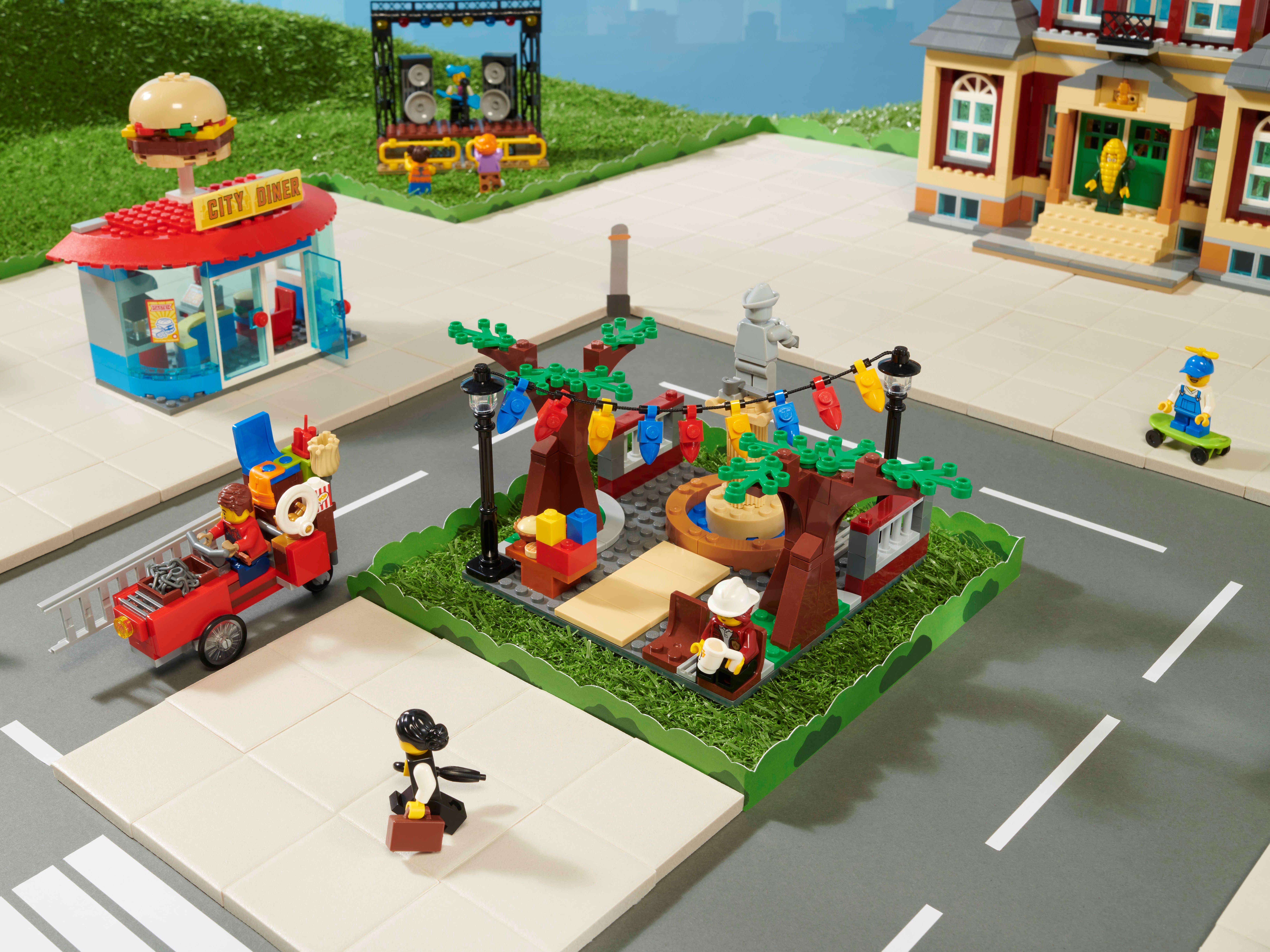 LEGO 60271 City - La Place du Centre-ville - Cdiscount Jeux - Jouets