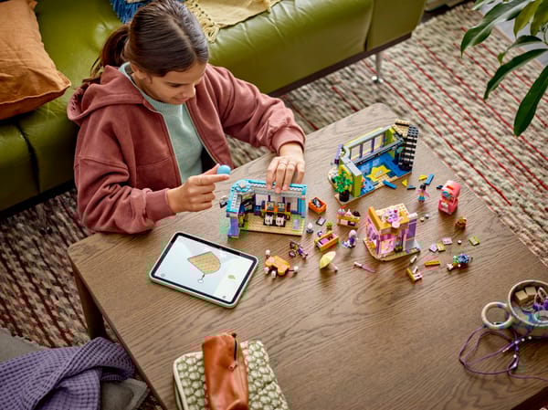 Comic Book and Game Store - Image 12