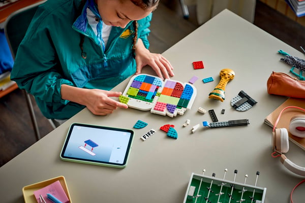 LEGO 43032 Emblème officiel de la FIFA World Cup 2026™ — visuel 7 sur 8