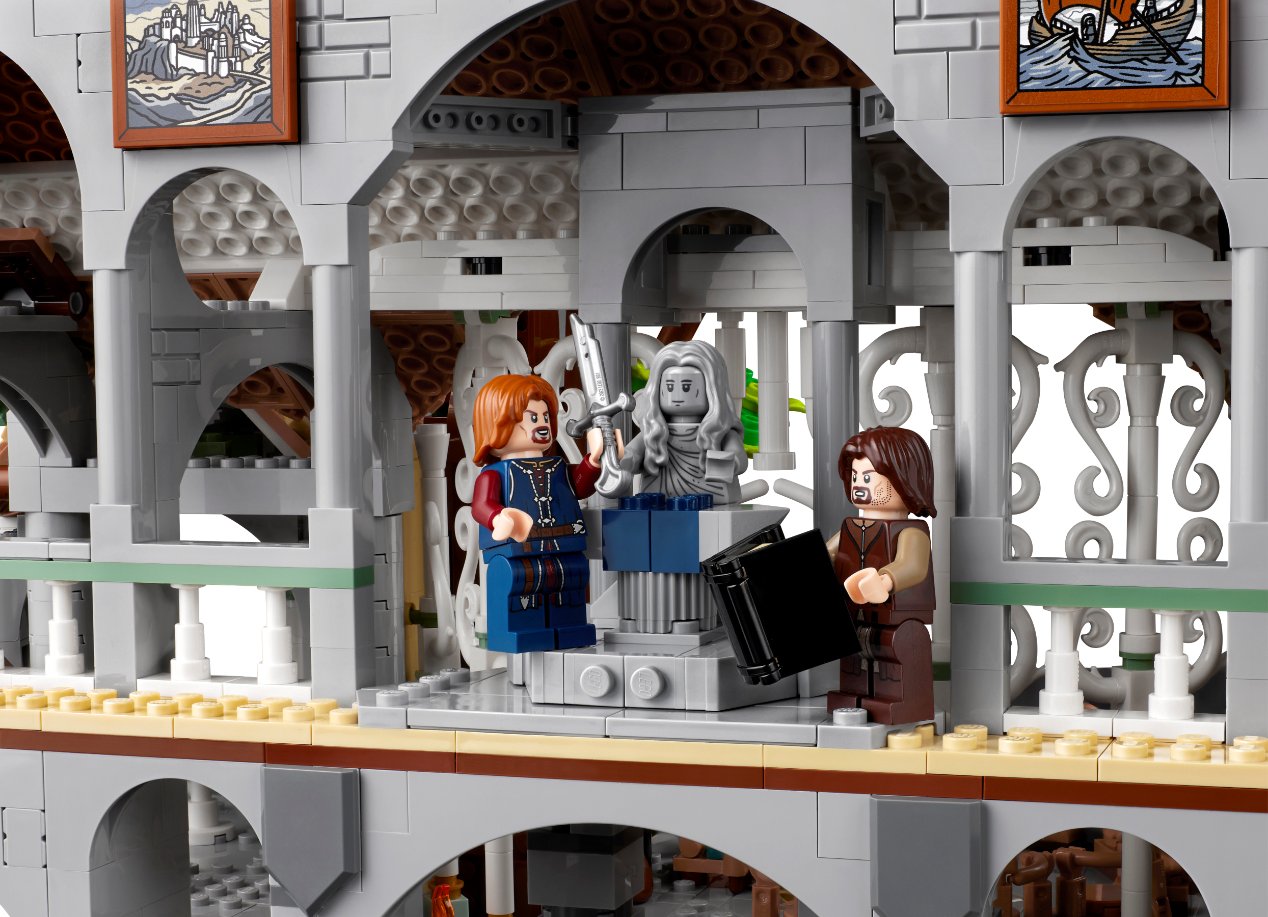 Lego Seigneur des Anneaux, Château custom avec 16personnages