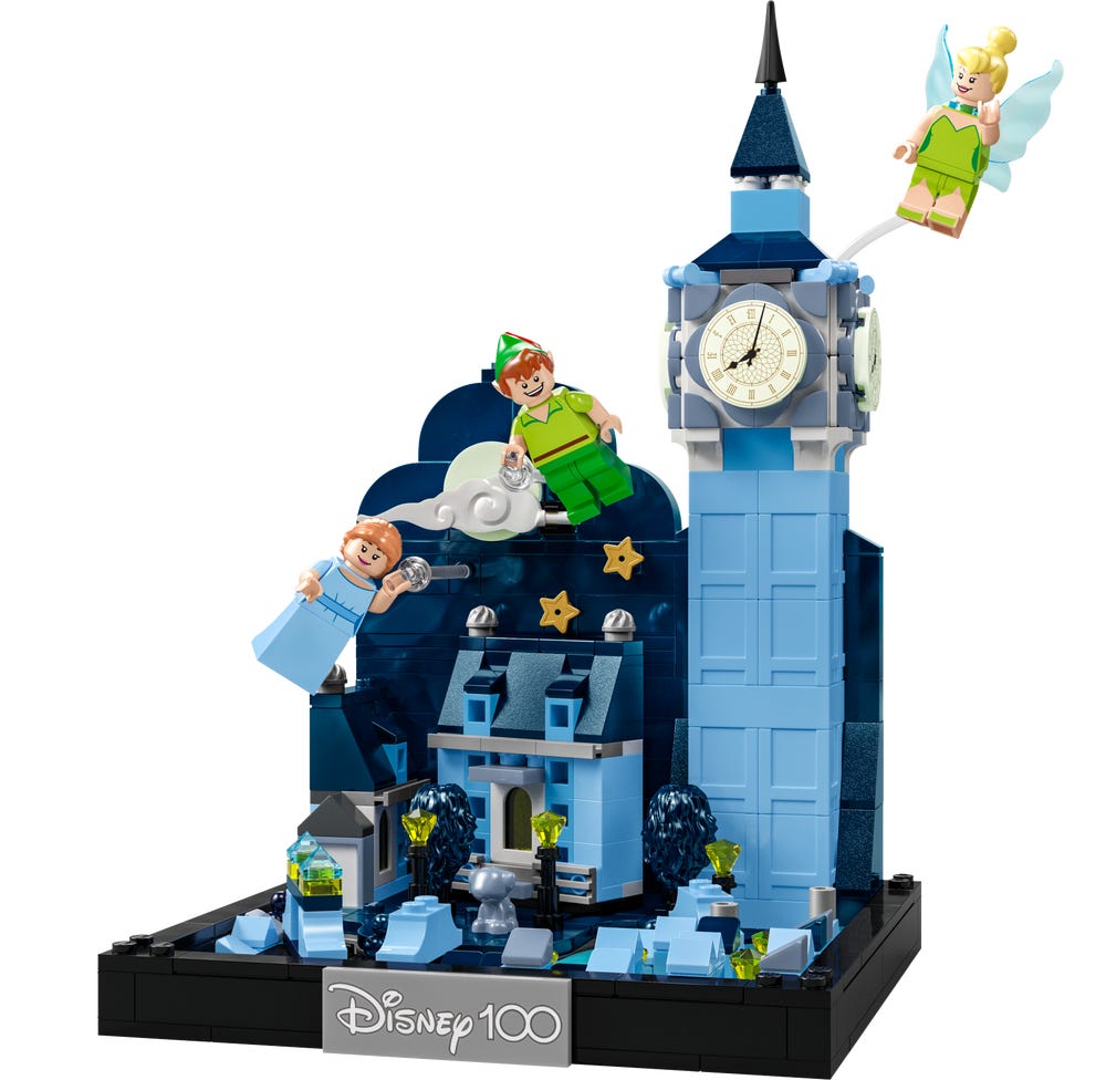 LEGO Peter Pan & Wendy's Flight over London