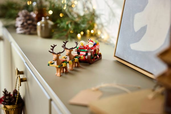 Santa's Holiday Sleigh Adventure - Image 12