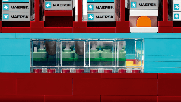 LEGO 40955 Le porte-conteneurs Maersk à double carburant — visuel 7 sur 8