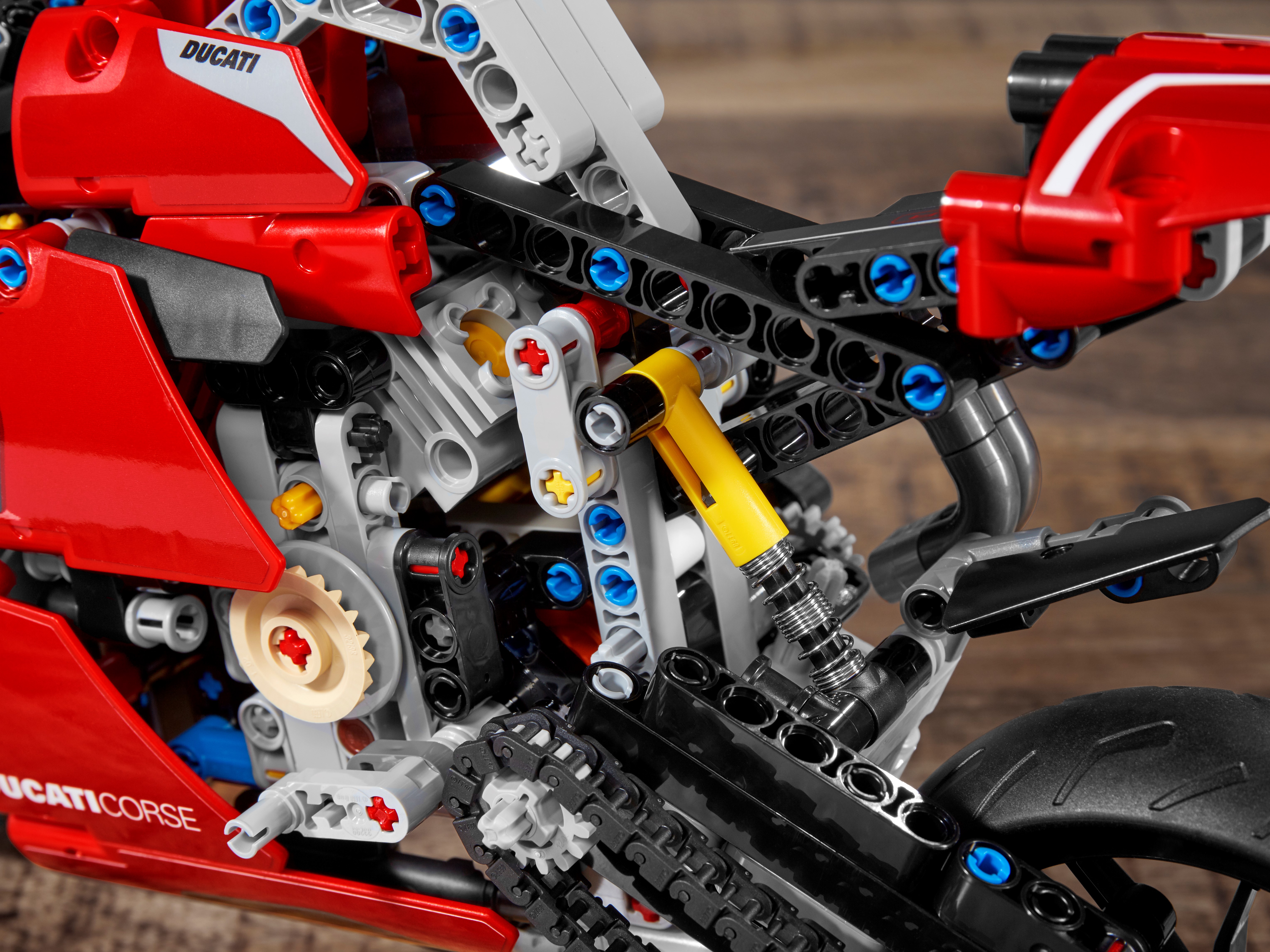 LEGO Technic 42107 Ducati Panigale V4 R, Maquette Moto GP, Construction Moto  Ducati, Jouet Moto, Enfants 10 Ans et Plus - ADMI