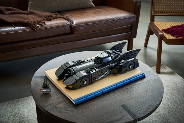 Batman Returns™ Batmobile™ - Image 19