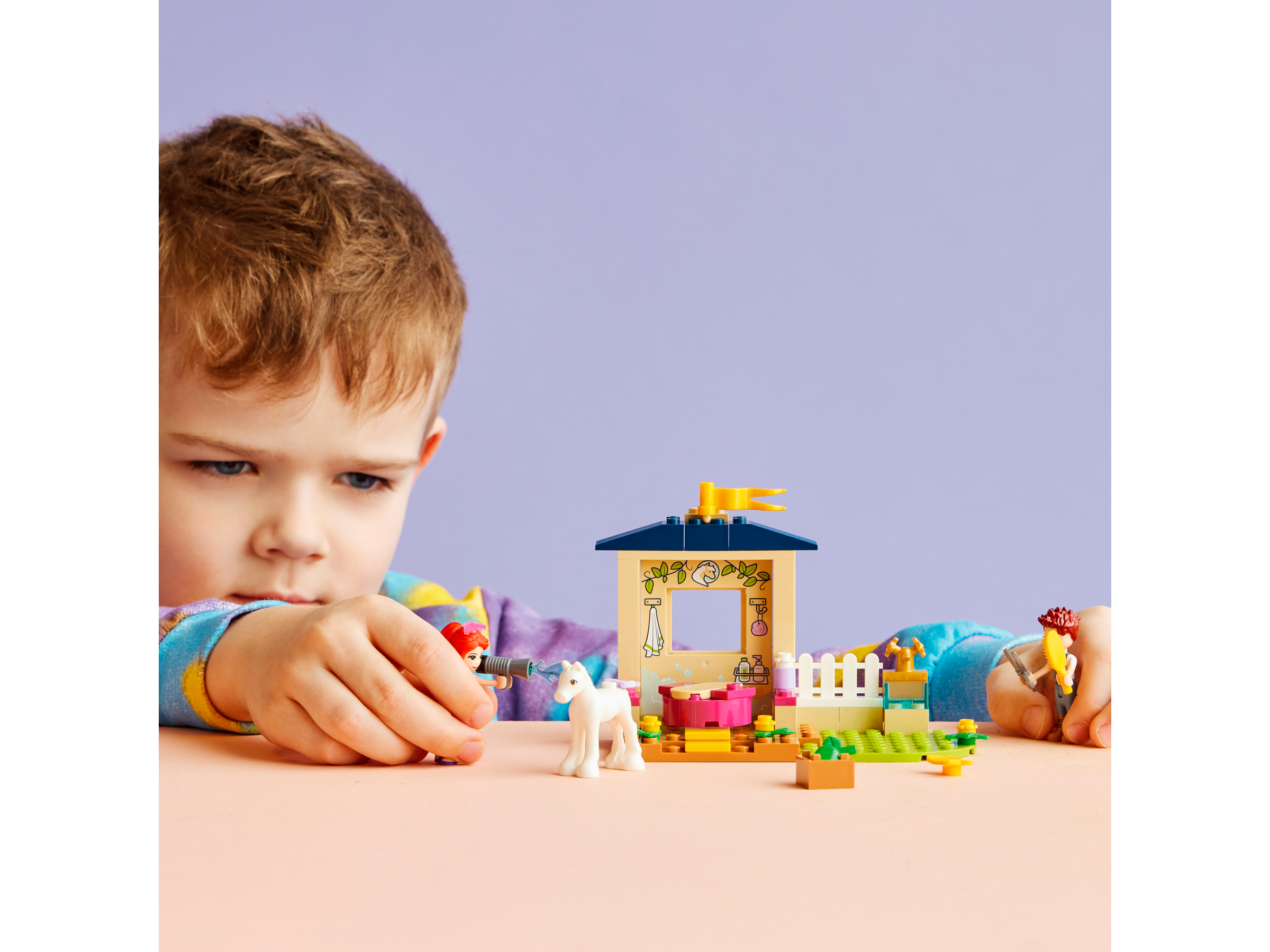 ポニーのお世話 41696 | フレンズ |レゴ®ストア公式オンラインショップ