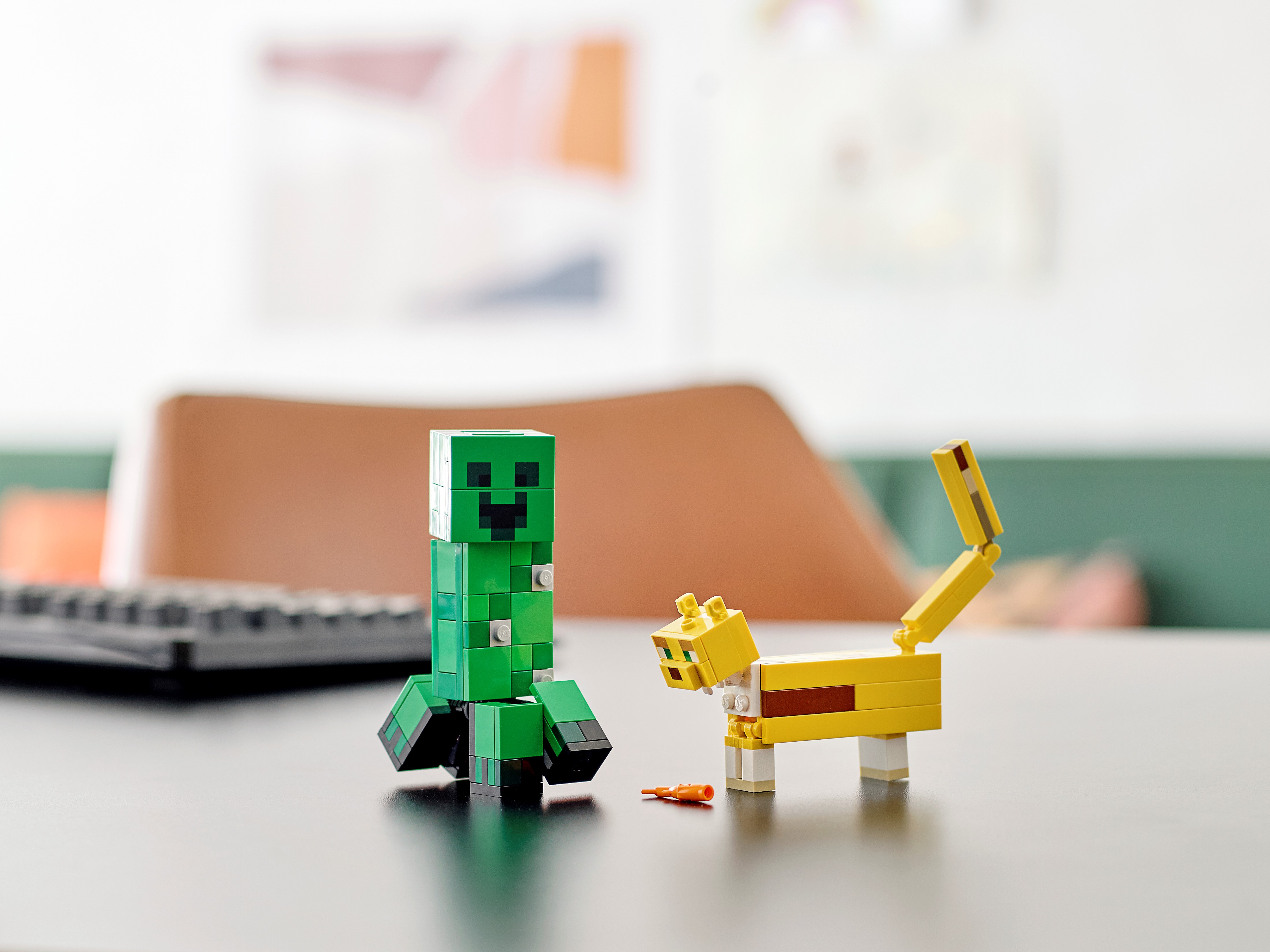 *BRAND NEW* Lego Minecraft Set #21156 BigFig Creeper with Ocelot Big Fig