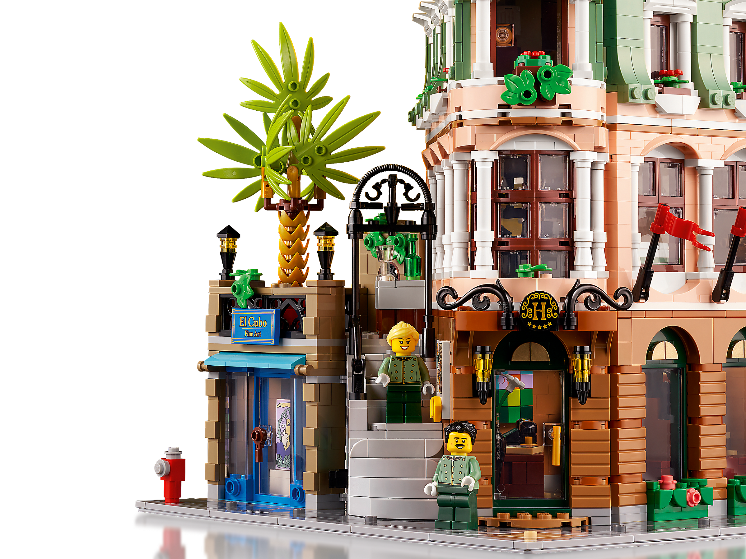 Boutique Hotel 10297 | Lego® Icons | Buy Online At The Official Lego® Shop  Fr