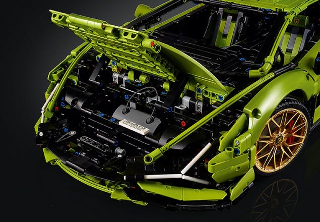 1:1 Scale LEGO Technic Lamborghini Sián FKP 37 Goes On Display, Made Out Of  400,000+ Pieces