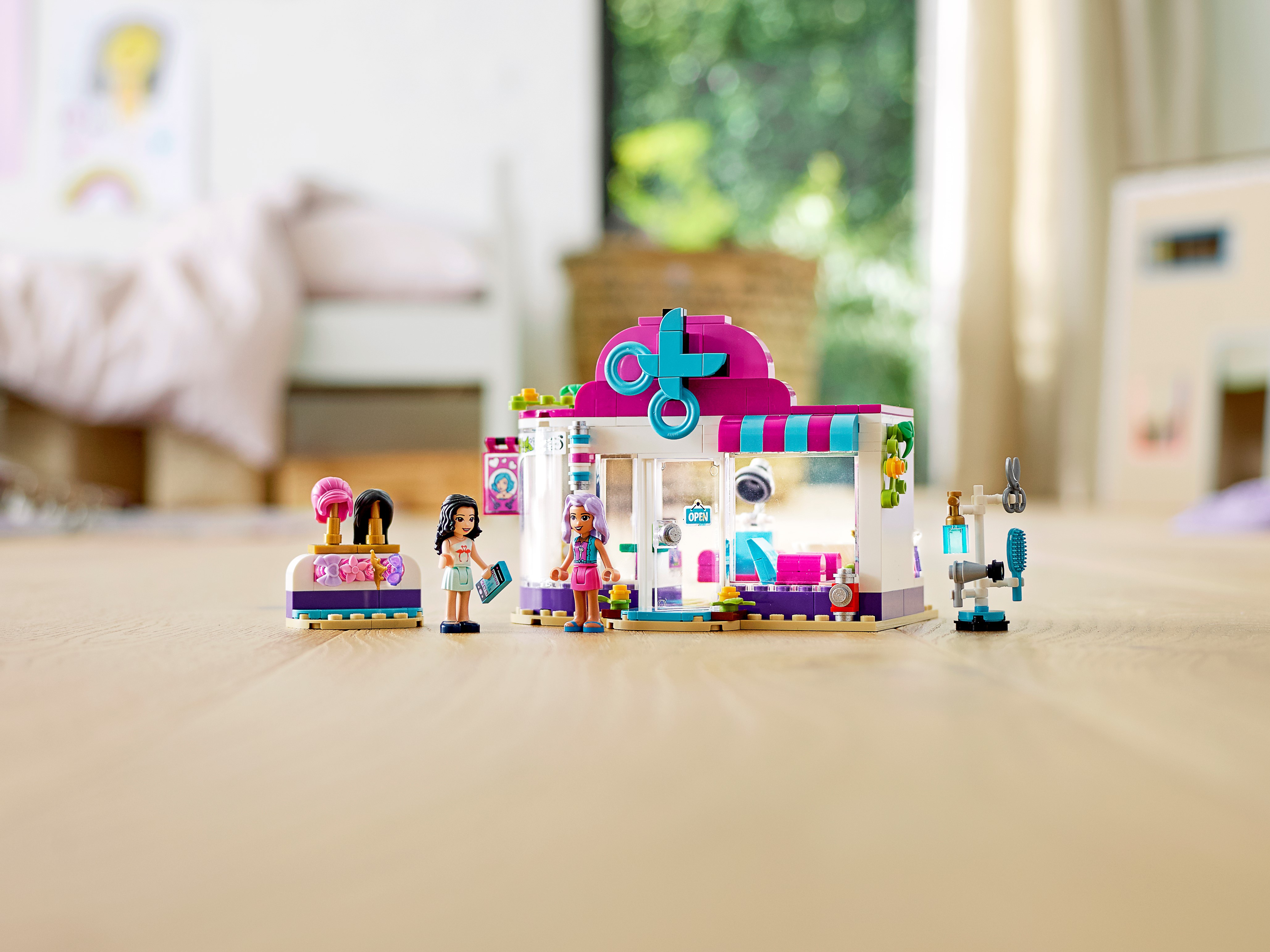 Heartlake City Hair Salon 41391 | Buy at Official LEGO® Shop US