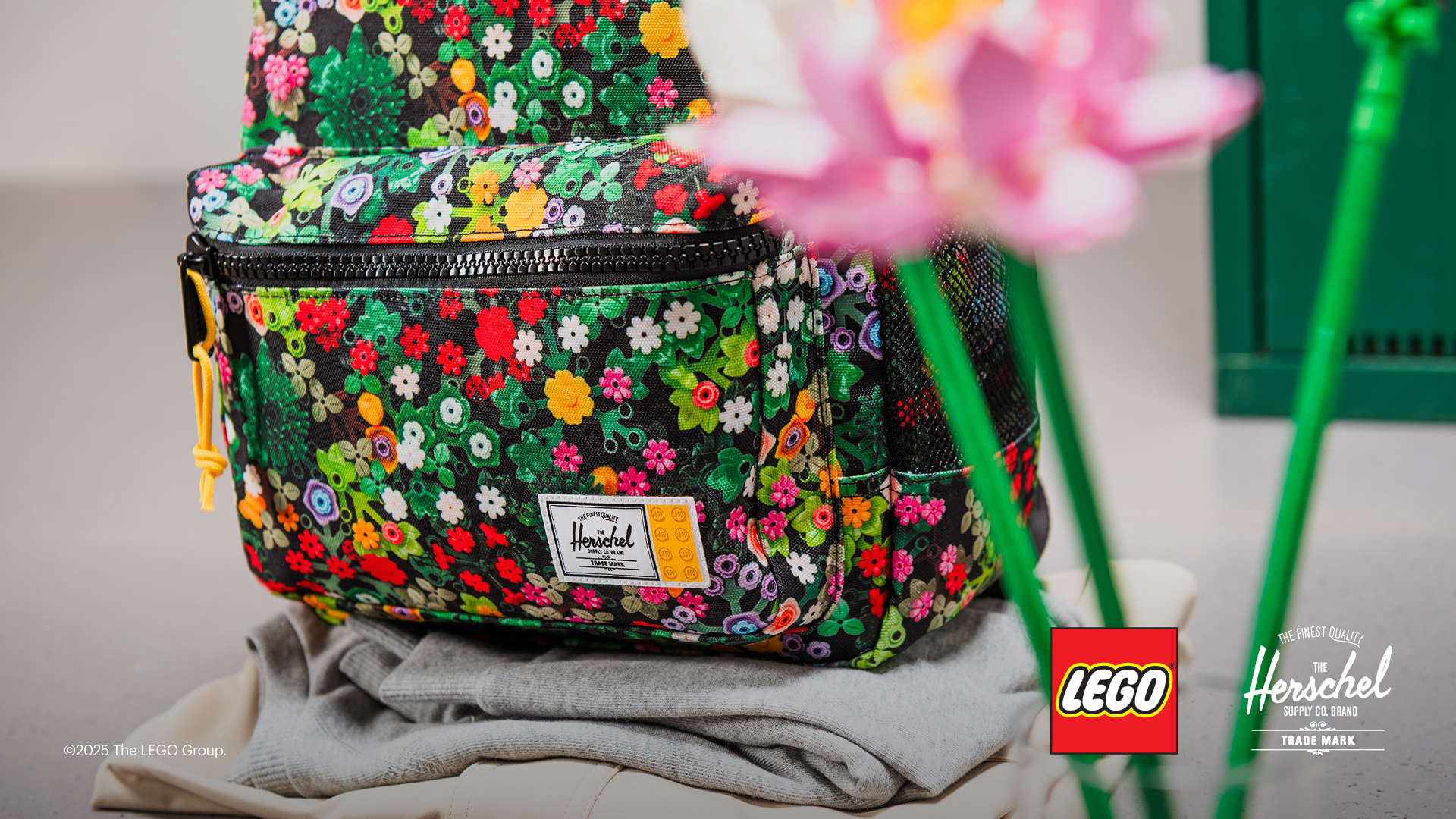 Herschel Heritage™ Youth Backpack – Scavenger Hunt Meadow 5009285