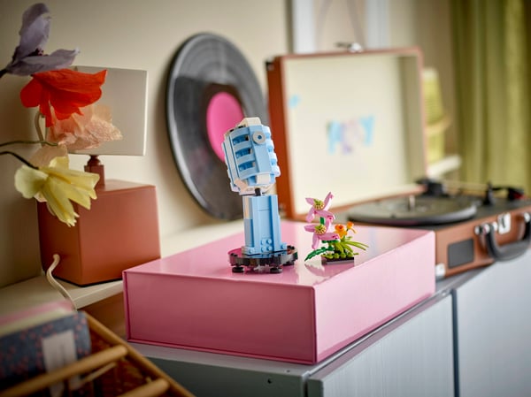 LEGO 31172 Le tourne-disque et ses fleurs — visuel 8 sur 8
