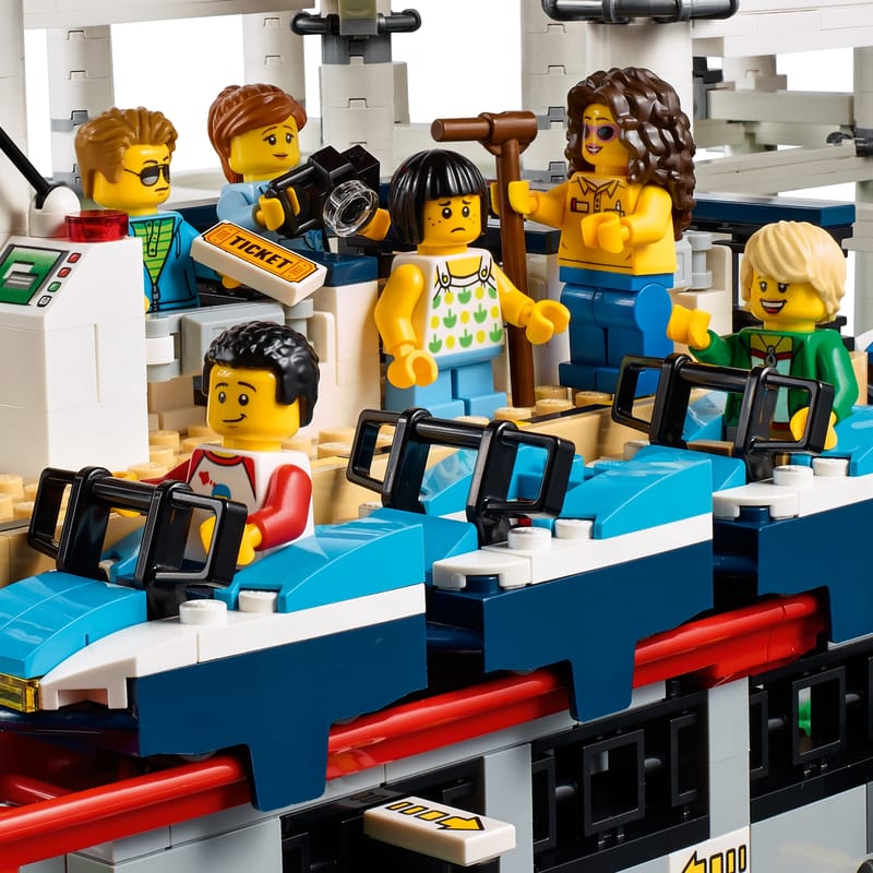 Roller Coaster 10261 Creator Expert Buy online at the Official