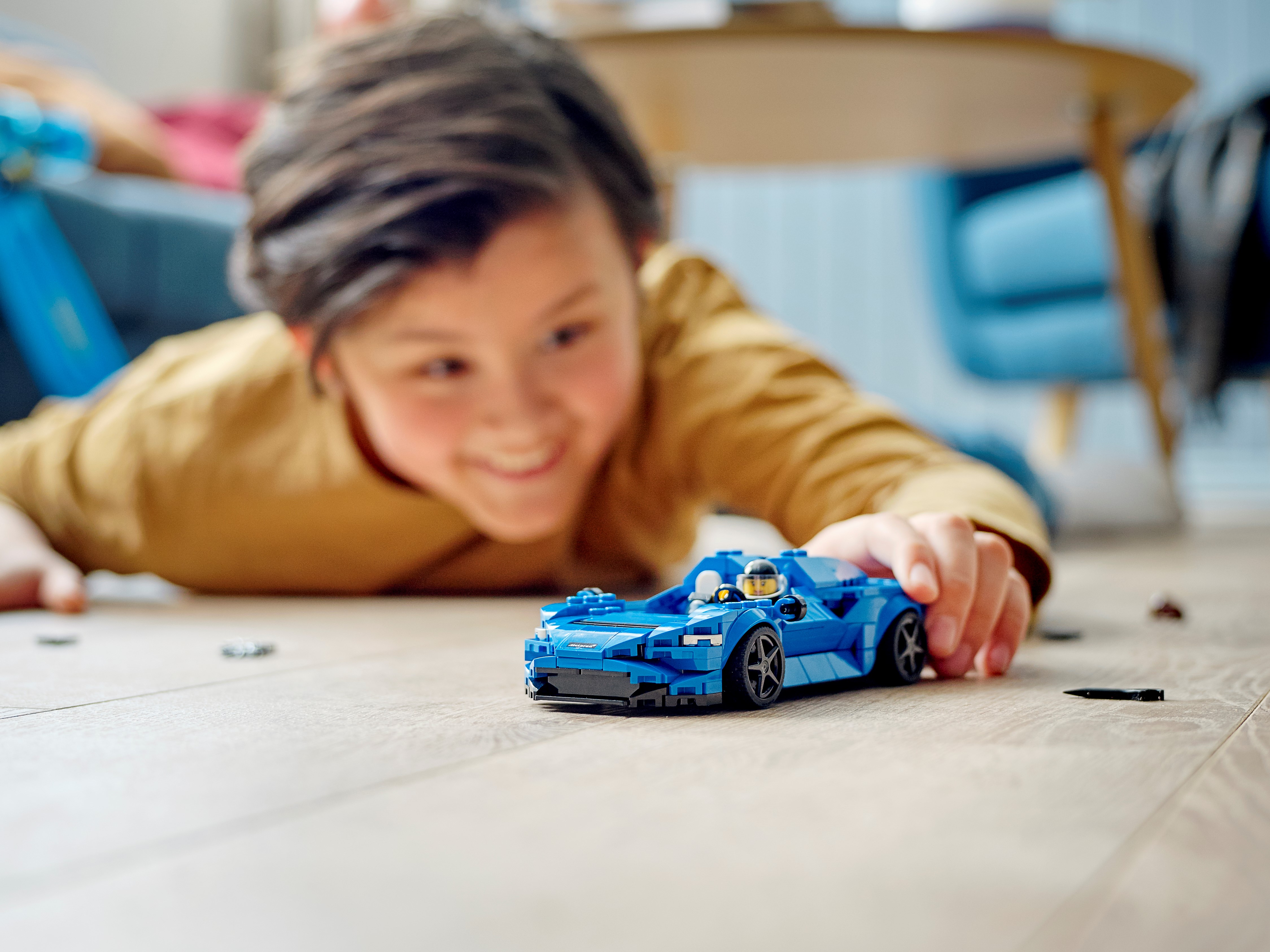 76902_alt8.jpg?fit=crop&