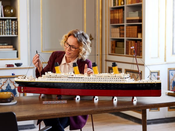 LEGO® Titanic - Image 16