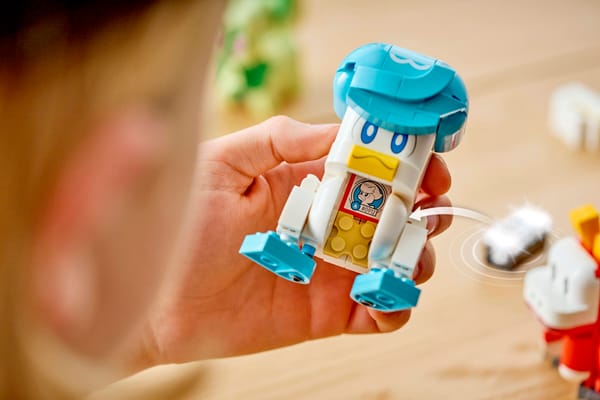 SMART Play™: Sprigatito, Fuecoco and Quaxly Battle - Image 16