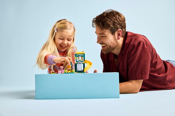 LEGO 11201 Bluey et Chloe à l’aire de jeux — visuel 6 sur 8