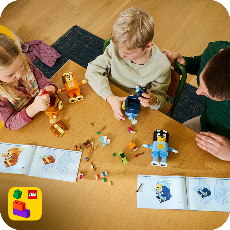 Brick-Built Bluey Family 11217 | Bluey | Buy online at the