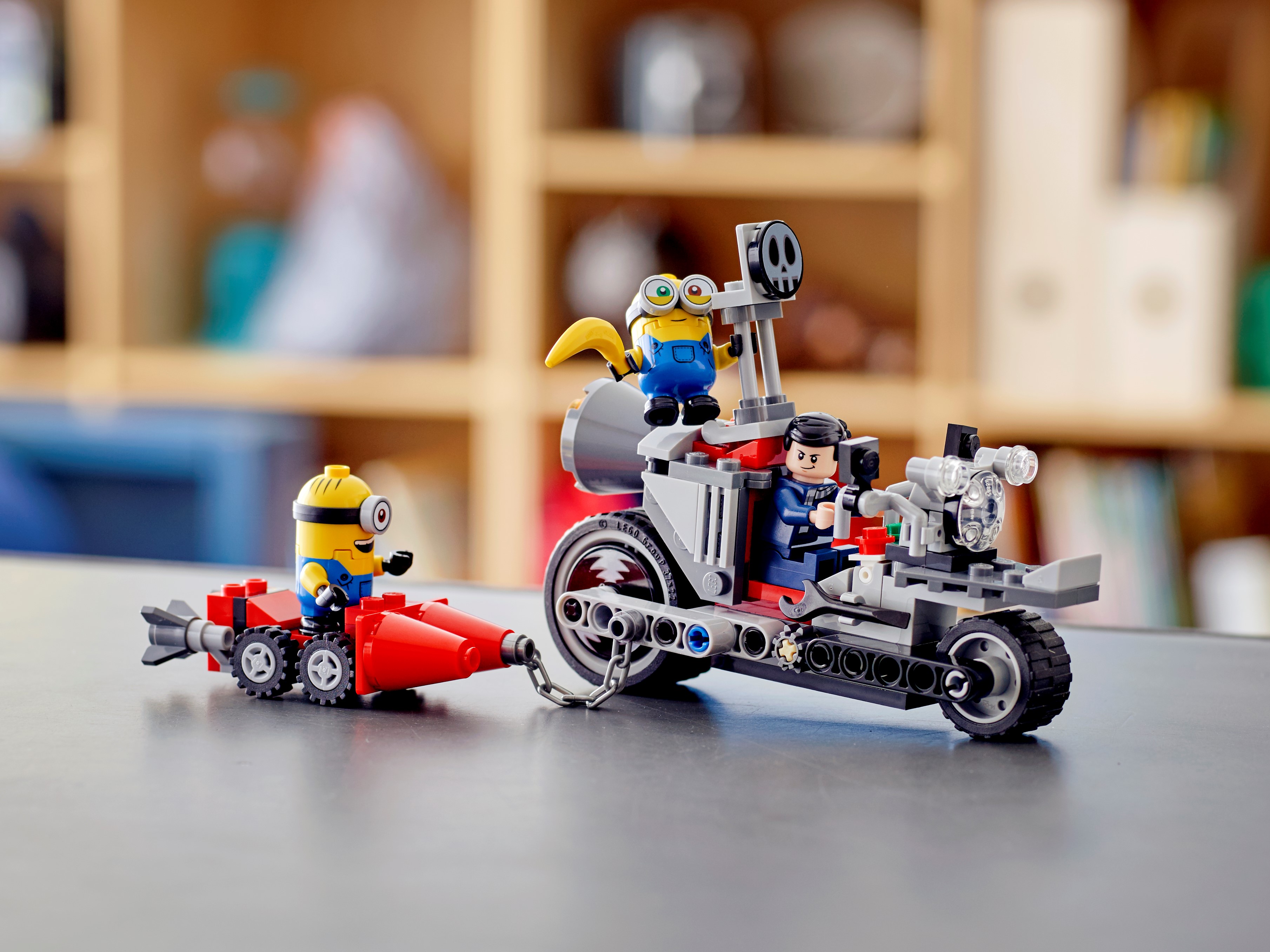 Unstoppable Bike Chase 75549 | Minions | Buy online at the ...