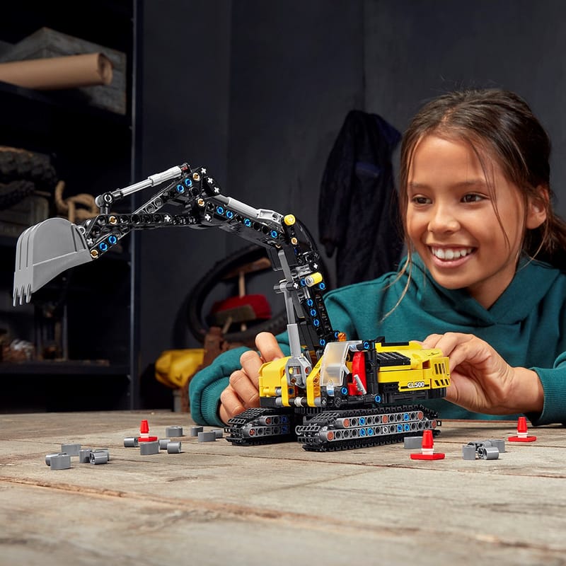 Heavy-Duty Excavator - Main Image