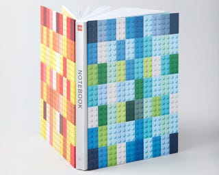 Cuaderno ilustrado con ladrillos LEGO®