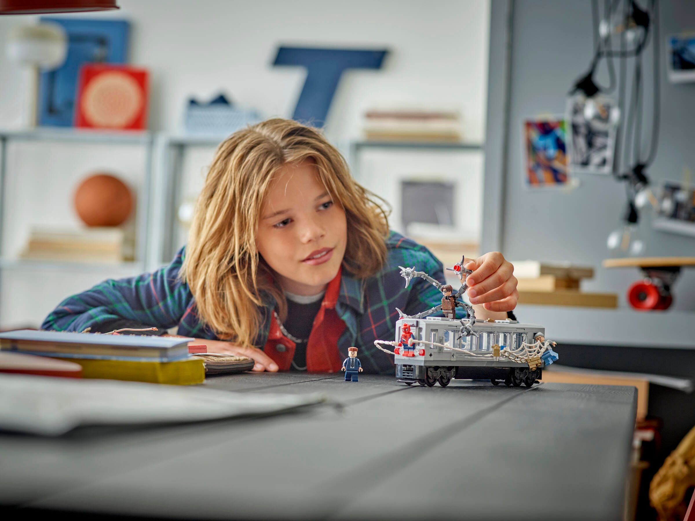 スパイダーマン vs. ドクター・オクトパス 地下鉄編 76321 | マーベル