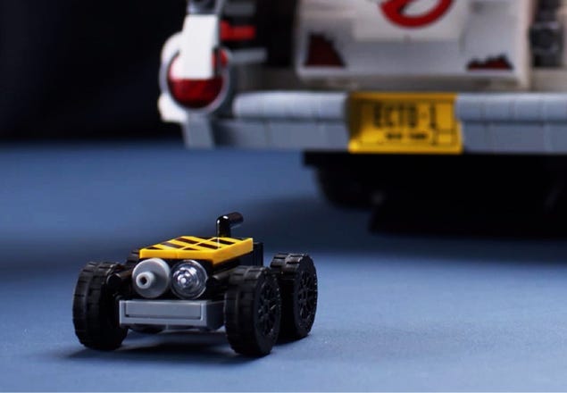 LEGO reveals 10274 Ghostbusters ECTO-1, a 2,300-piece UCS-style