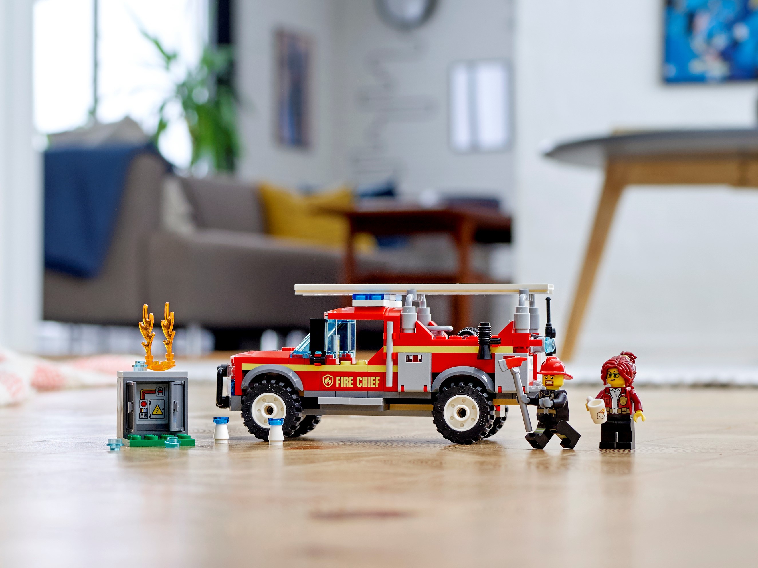 New 2019 LEGO City Fire Chief Response Truck 60231 Building Kit 201 Pieces 