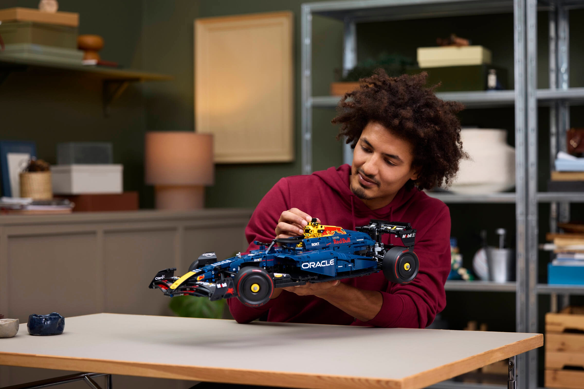 Oracle Red Bull Racing RB20 F1 Car 42206 | Technic™ | Buy