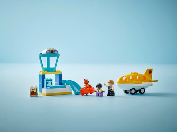 LEGO 10443 Première fois à l’aéroport — visuel 8 sur 8