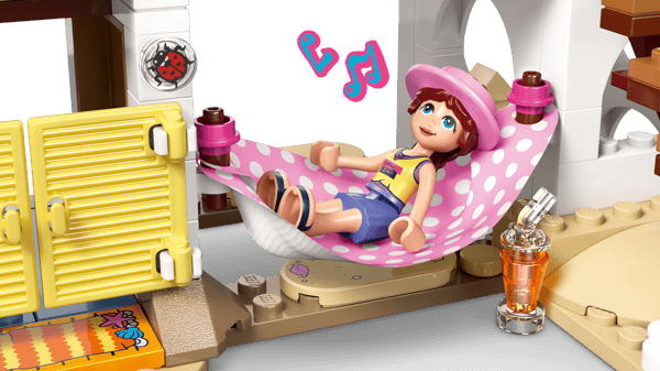 LEGO 42699 La maison sur la plage et les phoques — visuel 6 sur 8