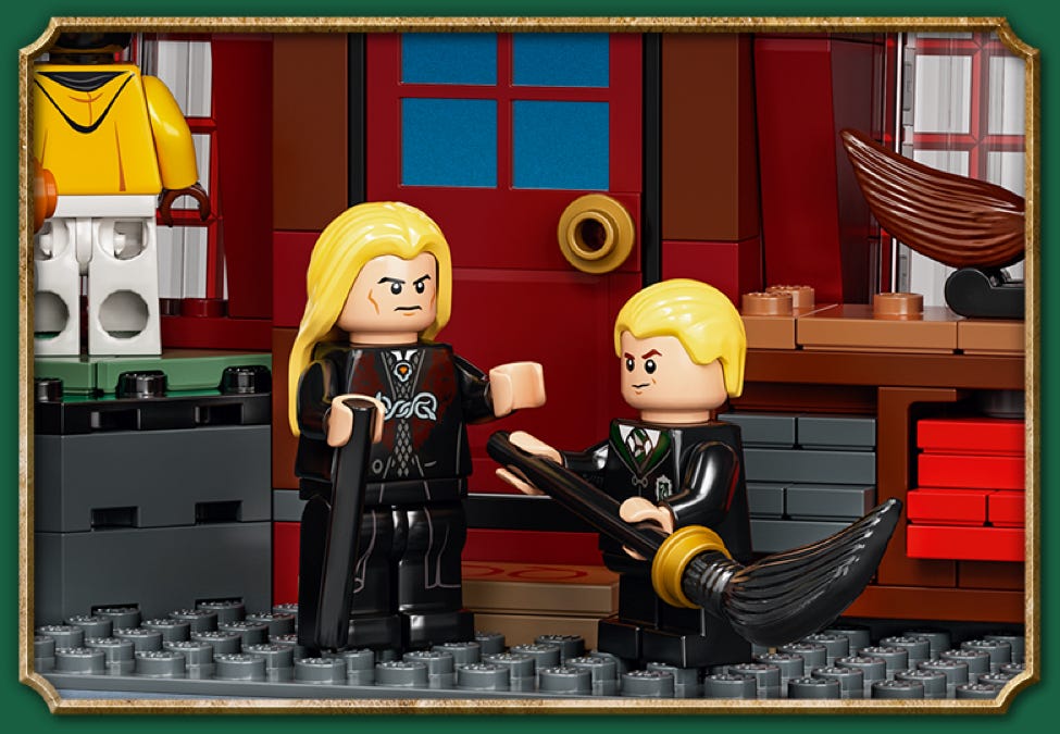 Leaky Cauldron All Gold Bricks Lego Harry Potter Lego Harry Potter