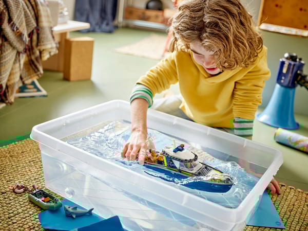 Police Boat Chase - Image 9