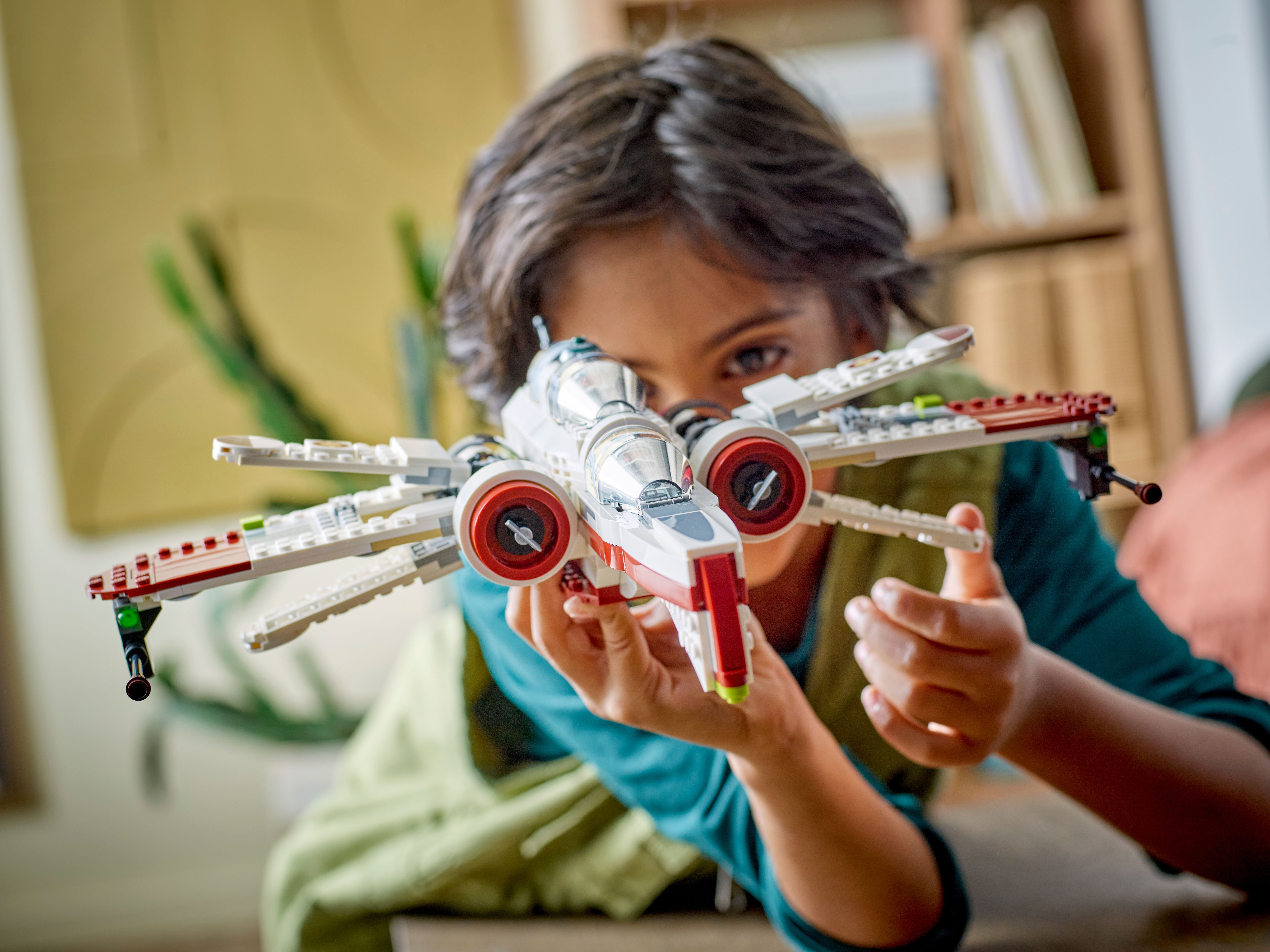おすすめのレゴ®スター・ウォーズ™新三部作セット |レゴ®ショップ公式