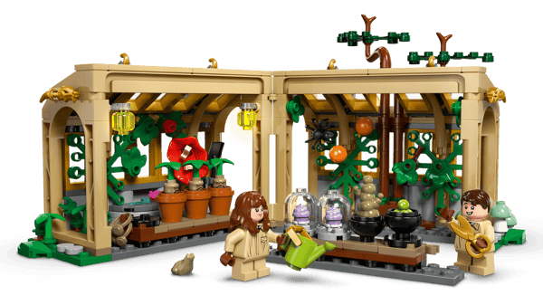 LEGO 76445 Le château de Poudlard : le cours de botanique — visuel 3 sur 8