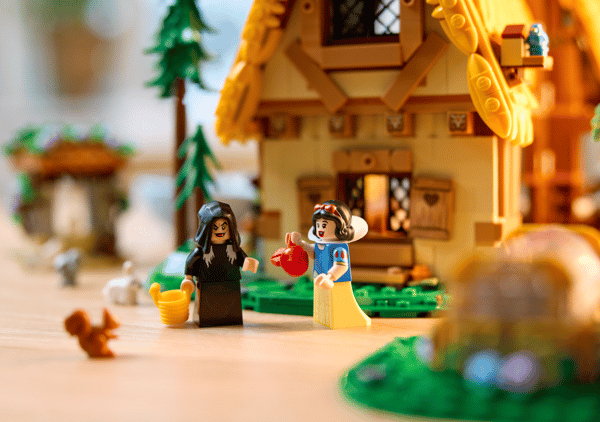 Snow White and the Seven Dwarfs' Cottage - Image 16