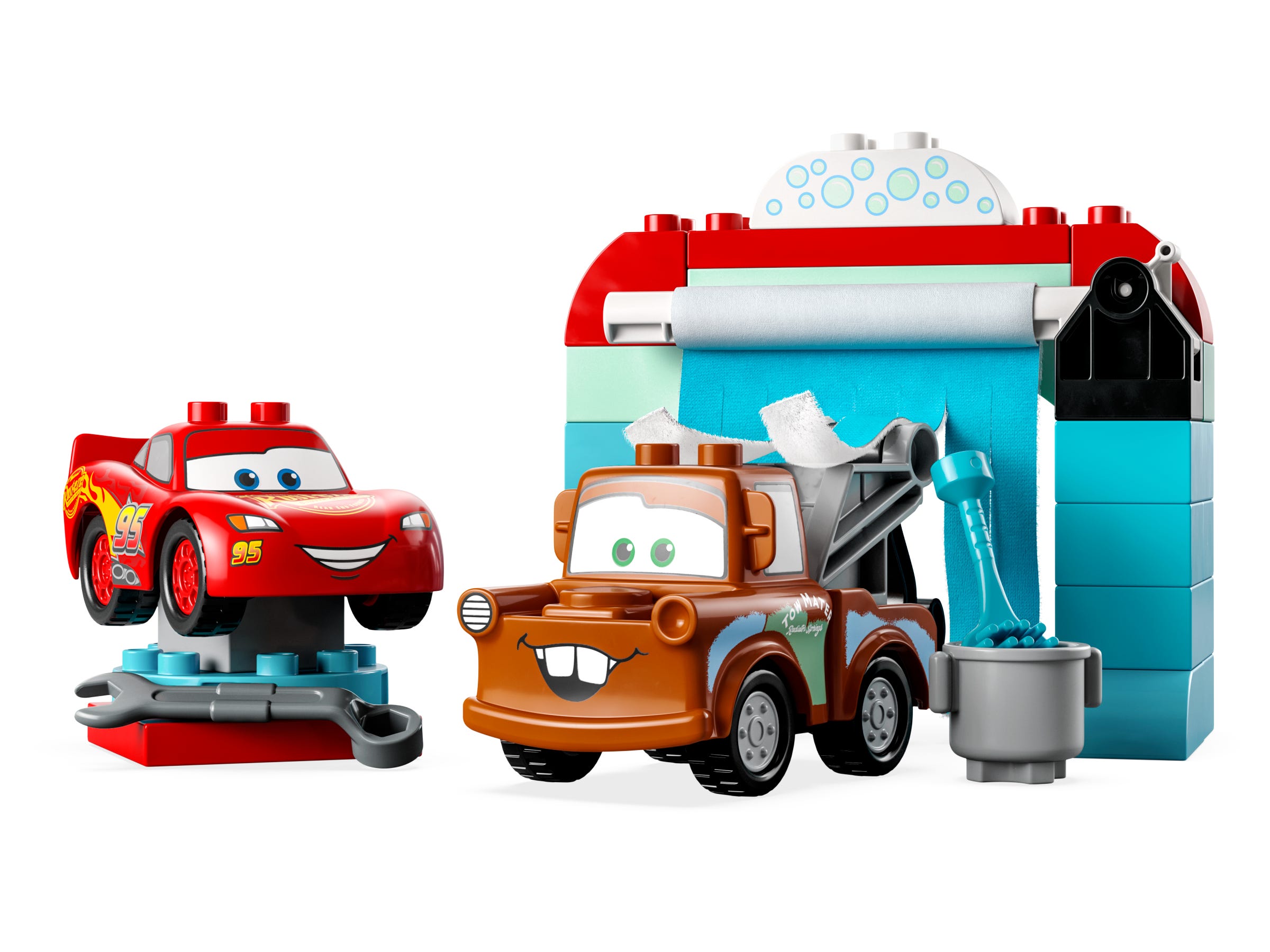 Lightning McQueen & Mater s Car Wash Fun