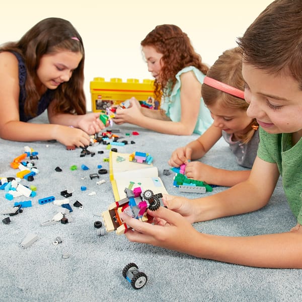 LEGO® Medium Creative Brick Box - Image 5