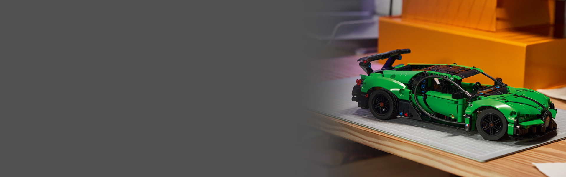 Green Bugatti Chiron Pur Sport Hypercar 42241 | Technic | Buy