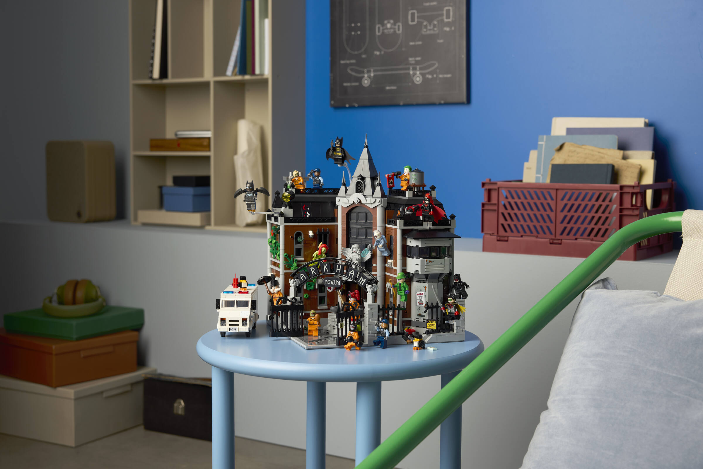 Arkham Asylum™ 76300 | DC | Buy online at the Official LEGO® Shop CA